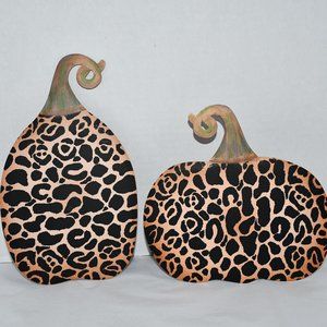The Round Top Collection Set of 2 Metal Leopard Pumpkins NWT